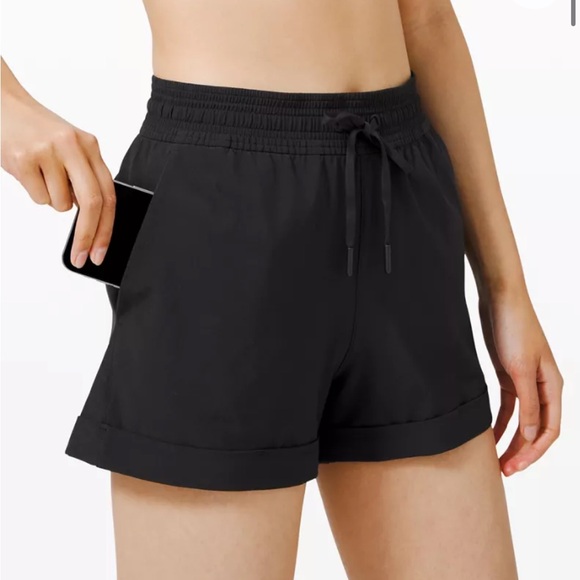 lululemon Spring Break Away MR Short 3" - Picture 5 of 7